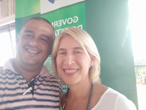 Marcio Teles parabenizou a entrega de títulos de propriedade para 65 famílias dos bairros Che-Ro-Ga-Mi e Santa Terezinha