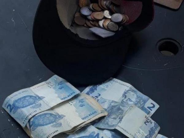Jovem é preso enquanto traficava cocaína em praça do Centro
