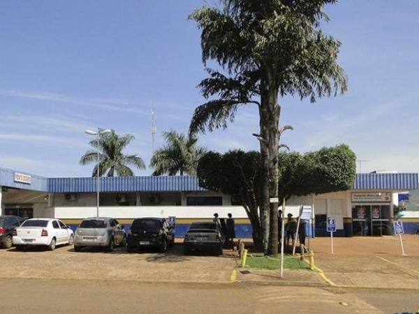 Após ter filho no banheiro, mulher abandona bebê em saco de lixo