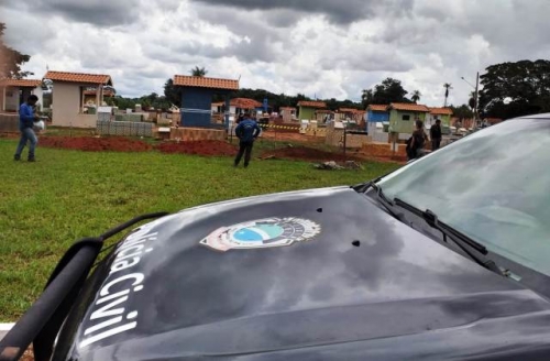 Corpo de mulher desenterrada em cemitério no interior foi encontrado em chácara de Campo Grande