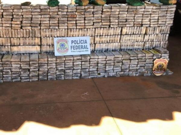 Polícia Federal prende seis e apreende quase uma tonelada de cocaína