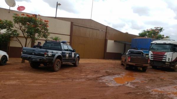 Polícia paraguaia apreende 29 caminhões roubados no Brasil