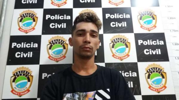 Após denúncia anônima, homem é preso com drogas e munições
