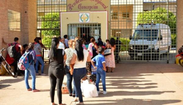 24 presos integrantes do PCC são transferidos após rebelião em presídio na fronteira