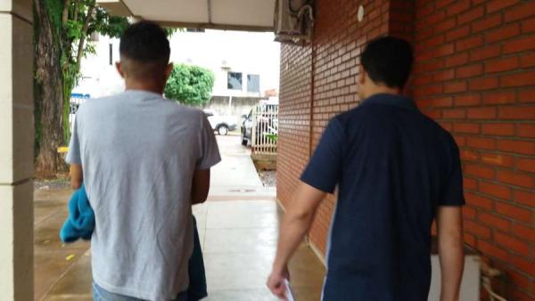 Menor faz dívida com traficante e é flagrado com skunk na rodoviária