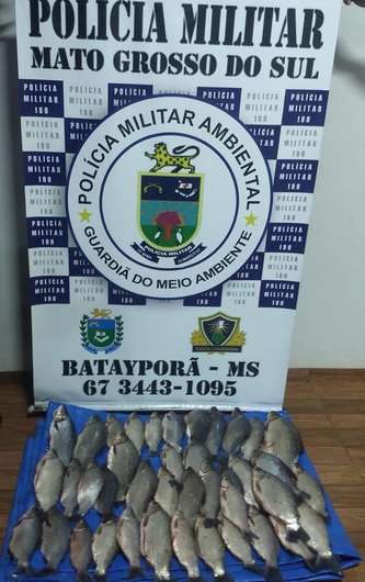 Ambiental prende dupla por pesca predatória e apreende veículo