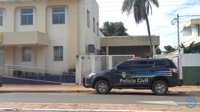 Bandidos encapuzados assaltam agência dos Correios em Rio Verde