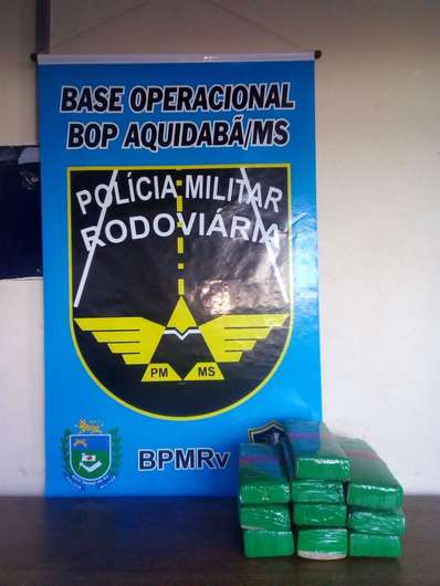 Mulher é presa com maconha escondida no interior de travesseiro