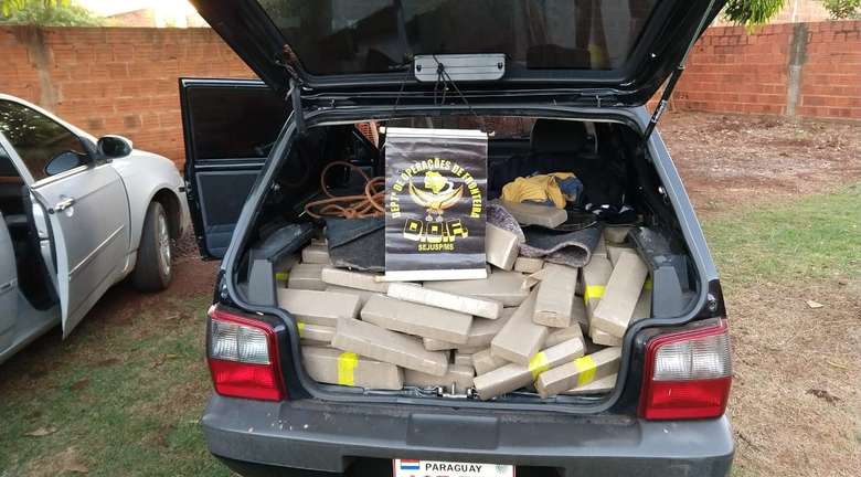 Adolescente é apreendido transportando 623 quilos de maconha