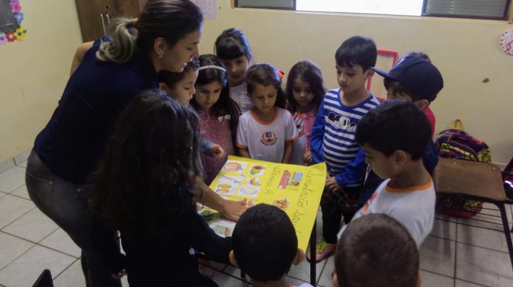 Escola Crescer e Aprender realiza projeto de educação nutricional para os estudantes da instituição 