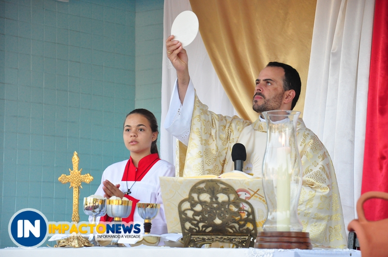 Fieis participaram da celebração de Corpus Christi em Missa Campal em Deodápolis 