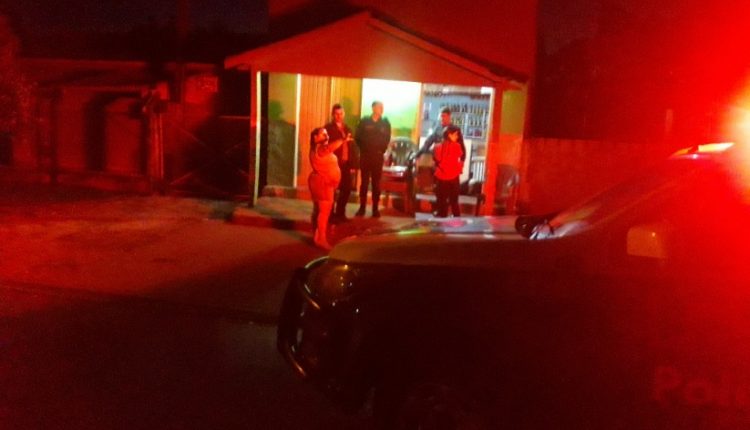 Comerciante é encontrado morto dentro de bar e polícia suspeita de homicídio