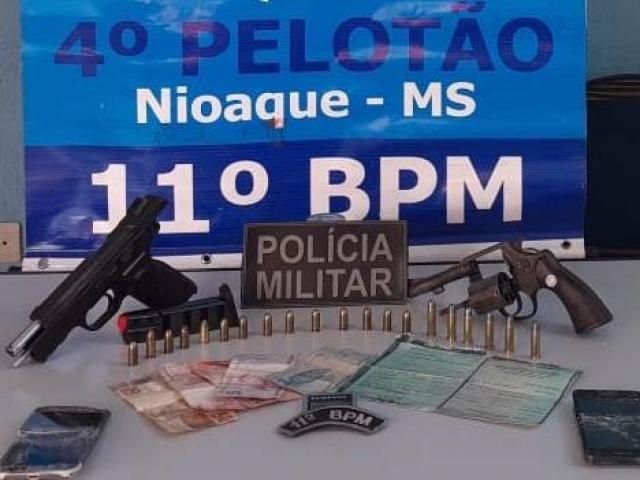 Trio é preso após assaltar agência dos Correios e fazer funcionários reféns