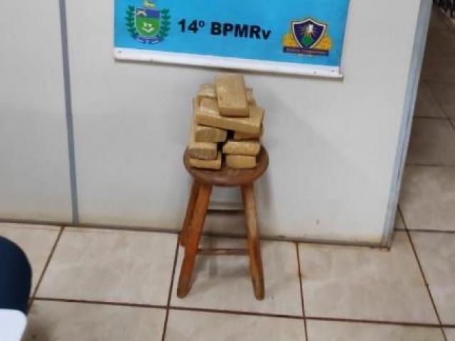 Polícia prende dois passageiros transportando supermaconha em ônibus de viagem