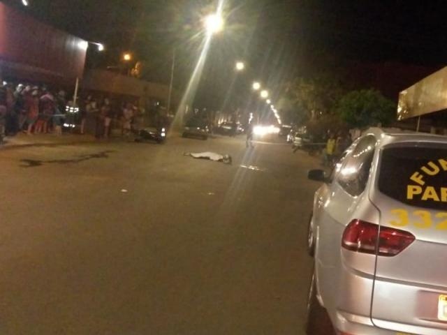 Motorista de caminhão foge após atropelar e matar motociclista