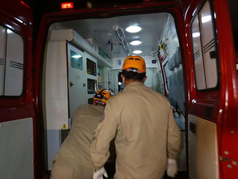 Homem é baleado nas costas no Flor de Liz