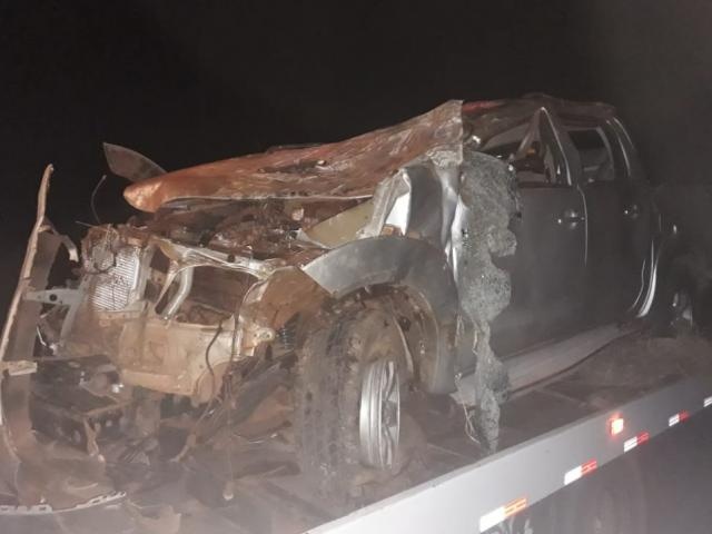 Babá morre após carro atropelar anta e capotar na MS-040