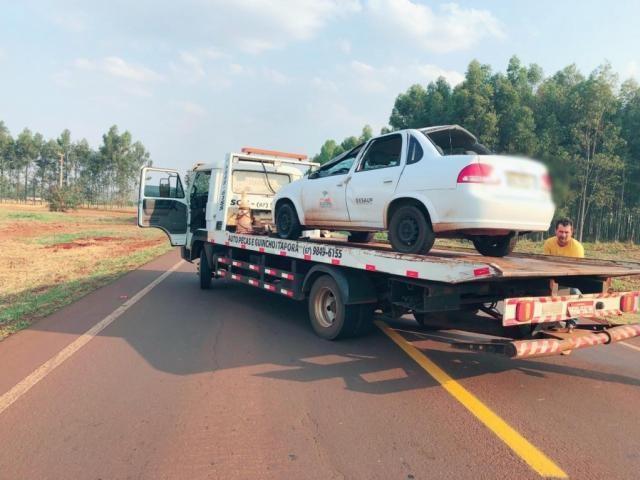 Veículo capota durante transporte de pacientes para hemodiálise