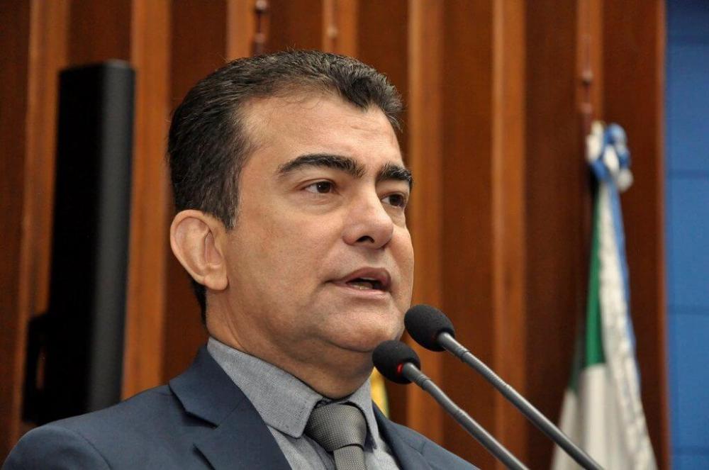 Deputado Marçal pede solução para transporte escolar em Dourados