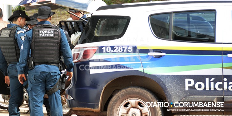 Polícia prende homem suspeito de cometer triplo homicídio