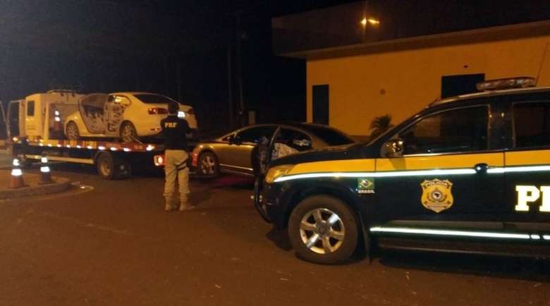 Carga de cigarro contrabandeado é apreendida em Eldorado