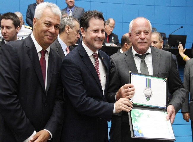 Sartor foi um dos 5 prefeitos homenageados pela ALMS com prêmio que destaca compromisso com o MS 