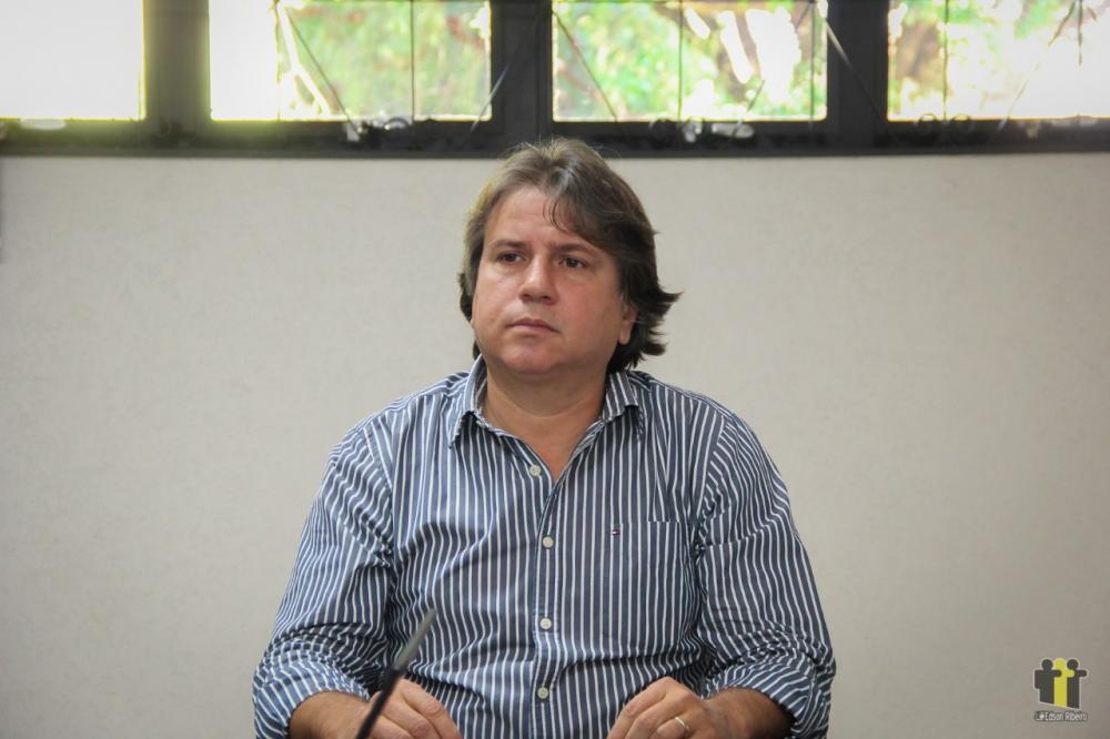 Caravina demonstra preocupação com a crise na saúde (Foto: Edson Ribeiro)