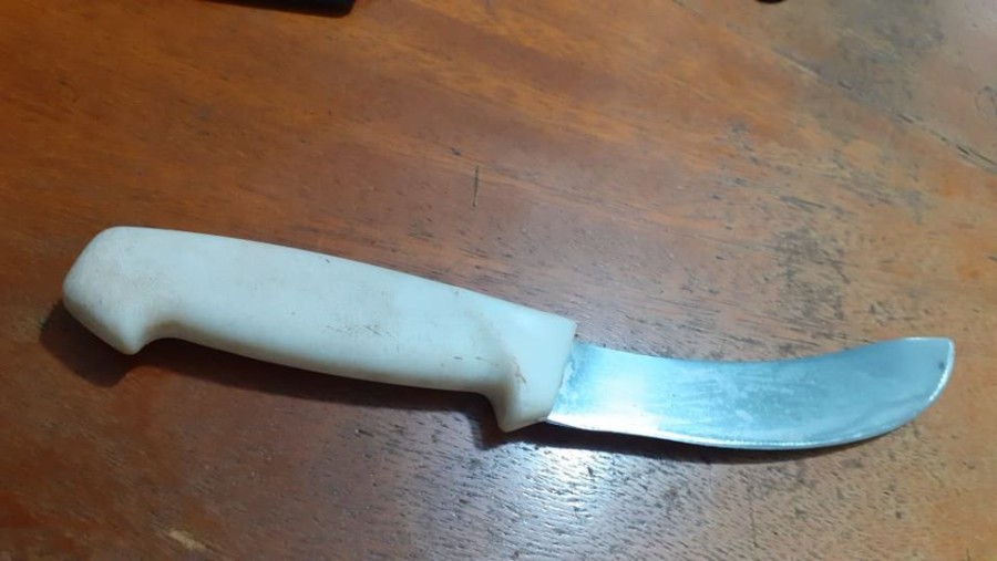 Filho agressivo ameaçou a própria mãe com faca e foi preso pela PM em Deodápolis 