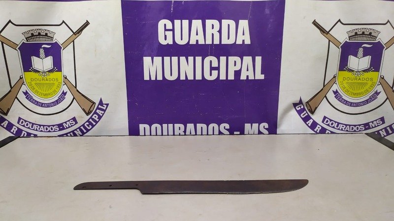 Detido alegou que arma era para defesa pessoal.(Divulgação)