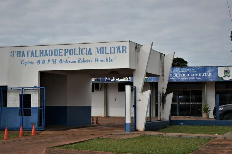 Batalhão da PM, em Dourados, para onde o tenente-coronel Carlos Silva foi encaminhado - Crédito: Hedio Fazan/Dourados News 