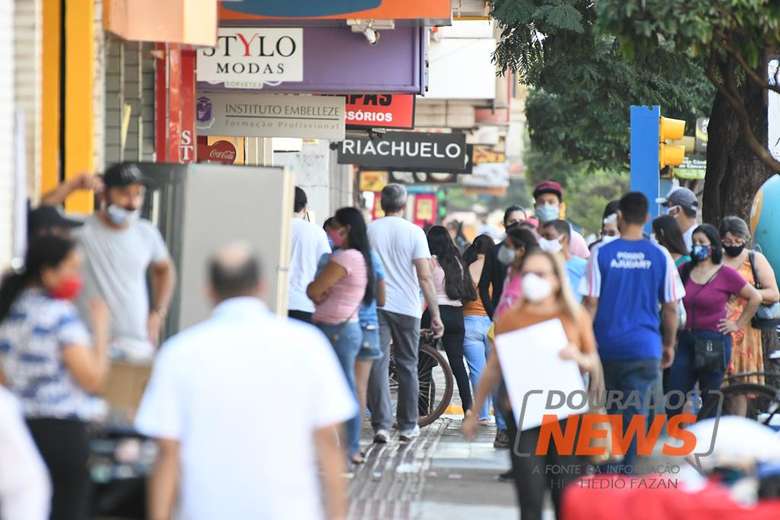 Nota de alerta da Sociedade de Infectologia de Mato Grosso do Sul questiona Prefeitura de Dourados sobre fechamento do comércio e interrupção do transporte público - Crédito: Hedio Fazan/Dourados News/Arquivo 