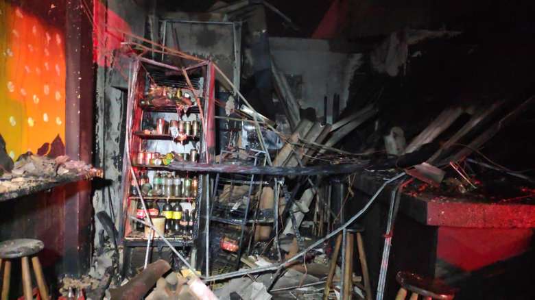 A lanchonete ficou completamente destruída - Crédito: Osvaldo Duarte/Dourados News