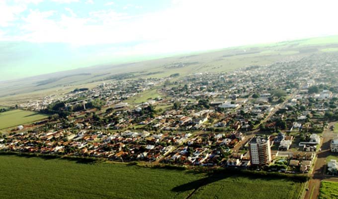 Vista aérea de Maracaju, onde juiz definiu multa de R$ 5 mil a pré-candidato. (Foto: PMM/Reprodução)