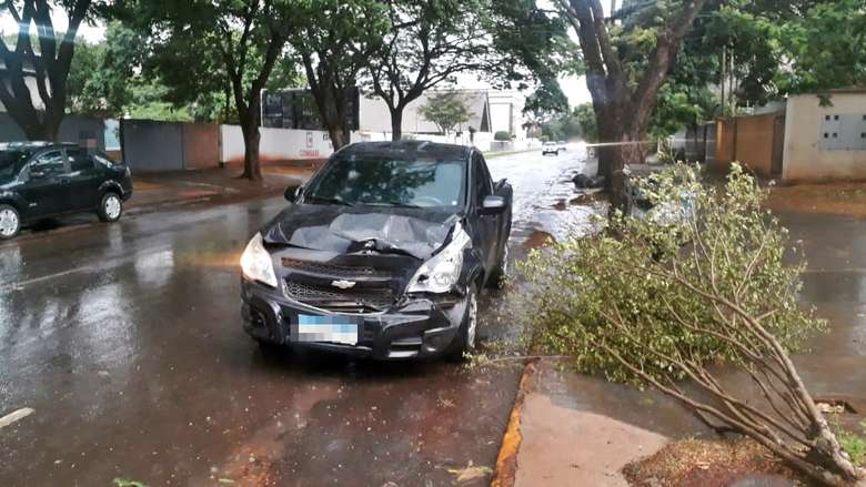 Condutor embriagado é preso após se envolver em acidente de trânsito