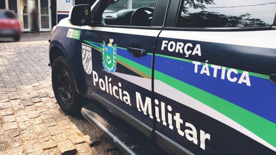 Condutor foi detido pela equipe da Força Tática após realizar ‘cavalo de pau’ em Deodápolis 
