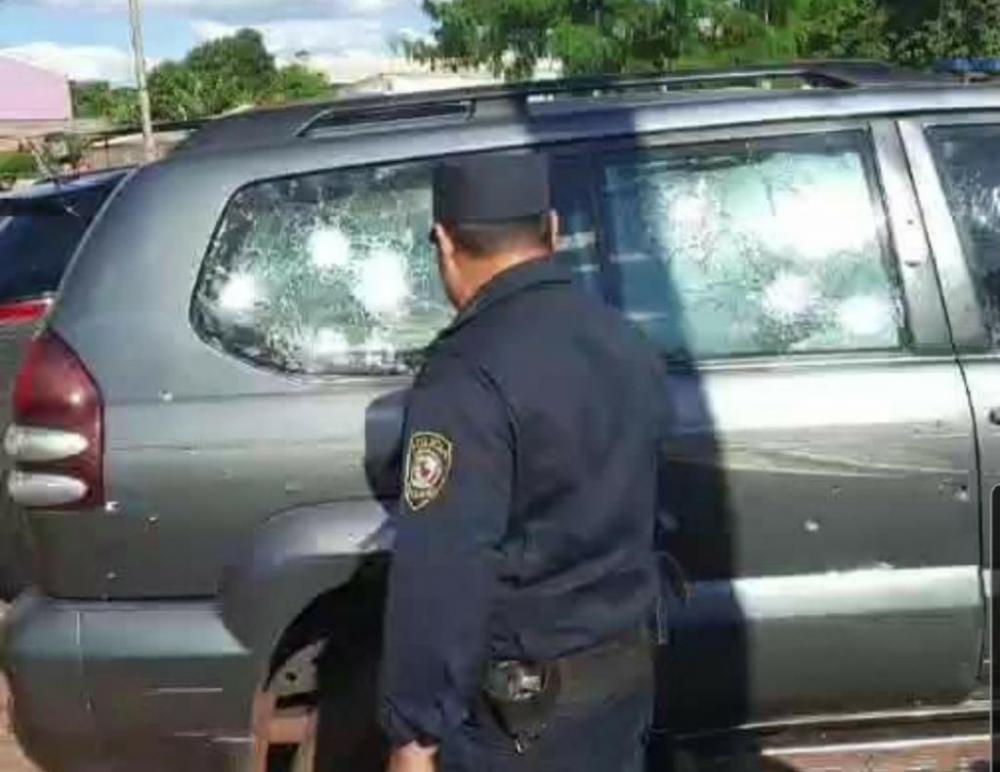 Homem foi executado em Pedro Juan e tiros atingiram mulher e garota - Foto: Frontera Seca News