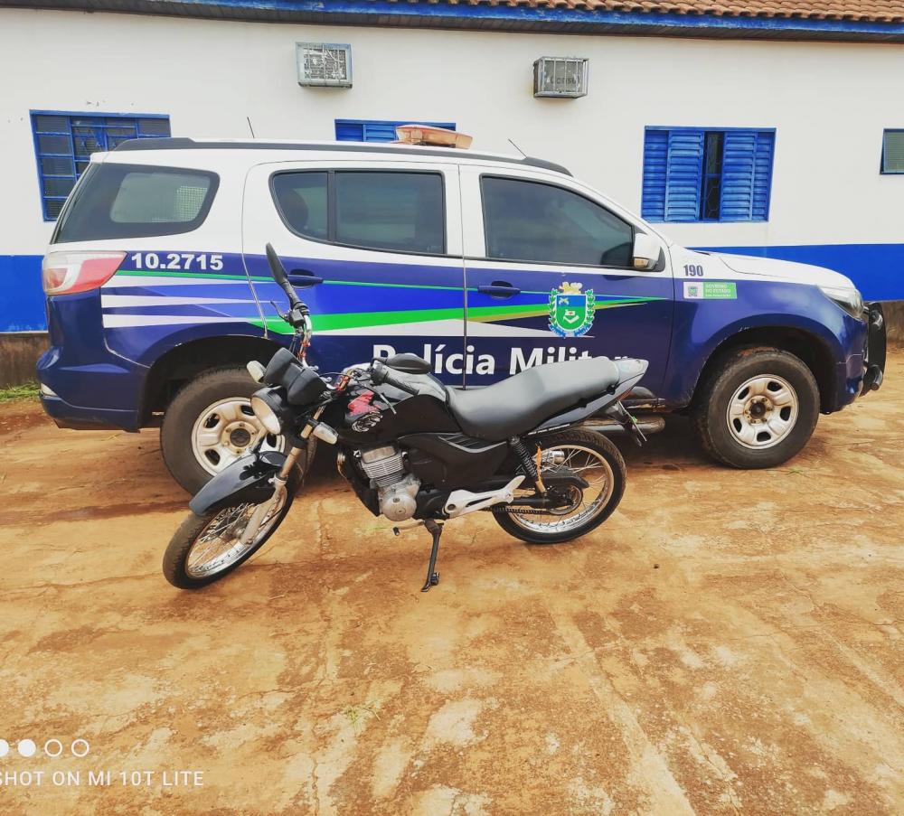 190: Após denúncias de arruaça, moto com torbal foi apreendida em Deodápolis 