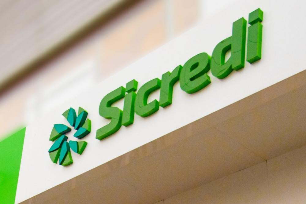 Sicredi chega à marca de 2 mil agências no Brasil 