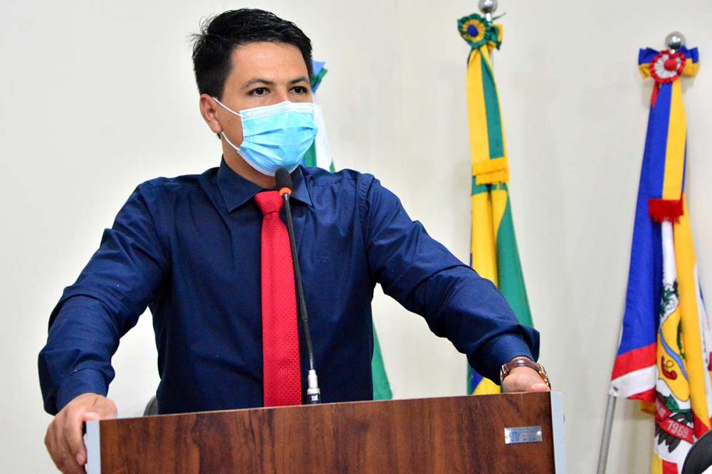Vereador apresentou indicação direcionada ao Prefeito Municipal solicitando a inclusão dos professores na imunização contra o coronavírus Imagem: Ribero Júnior / MS24h