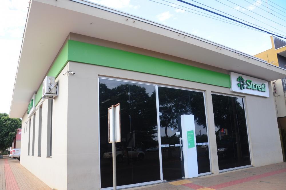 Sicredi em Deodápolis comemorou aniversário de 8 anos com 1º sorteio da campanha “Poupar e Investir é para Todos”