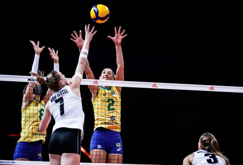 Brasil bate Bélgica e sobe na tabela da Liga das Nações feminina de vôlei