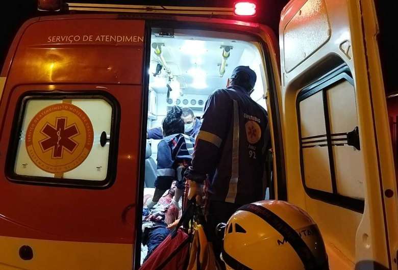 Adalto foi socorrido e encaminhado ao Hospital da Vida - Crédito: Osvaldo Duarte/ Dourados News 
