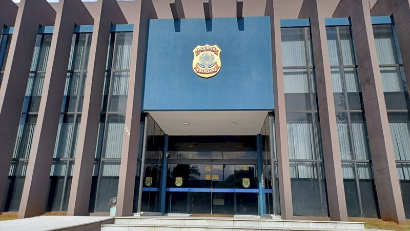 Alvos da PF em Deodápolis, jovens especializados em fraudar auxílio emergencial gastavam tudo com narguilé e bebida