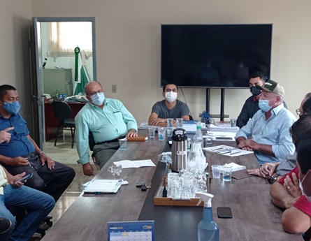Prefeito Valdir Sartor apresentou ao Conselho de Pastores detalhes do Código Tributário 
