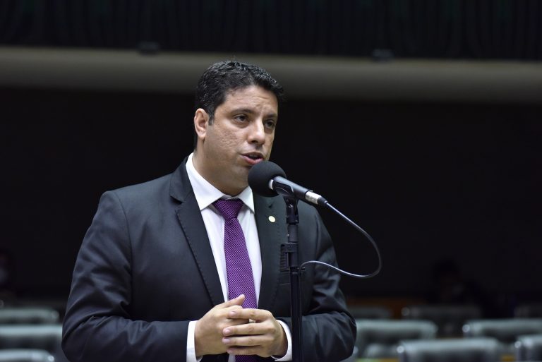 Igor Timo: em defesa da economia popular e contra os abusos nos preços/Zeca Ribeiro/Câmara dos Deputados