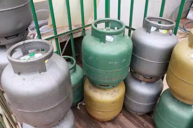 Gás de cozinha vendidos em Campo Grande (Foto: Henrique Kawaminami) - CREDITO: CAMPO GRANDE NEWS