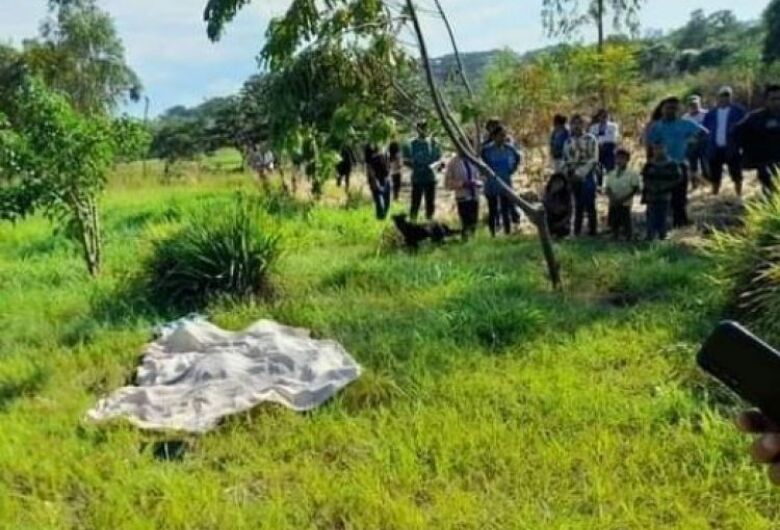 Homem morreu esfaqueado após ferir mulher no braço - Crédito: Divulgação