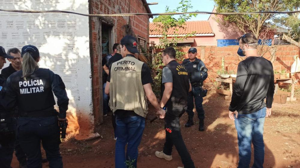 Polícia Civil e peritos realizam os levantamentos de praxe; Foto: Sidnei Bronka/Ligado Na Notícia