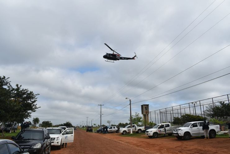 Mais de 300 homens da Polícia Nacional do Paraguai participam das buscas; Foto: Divulgação