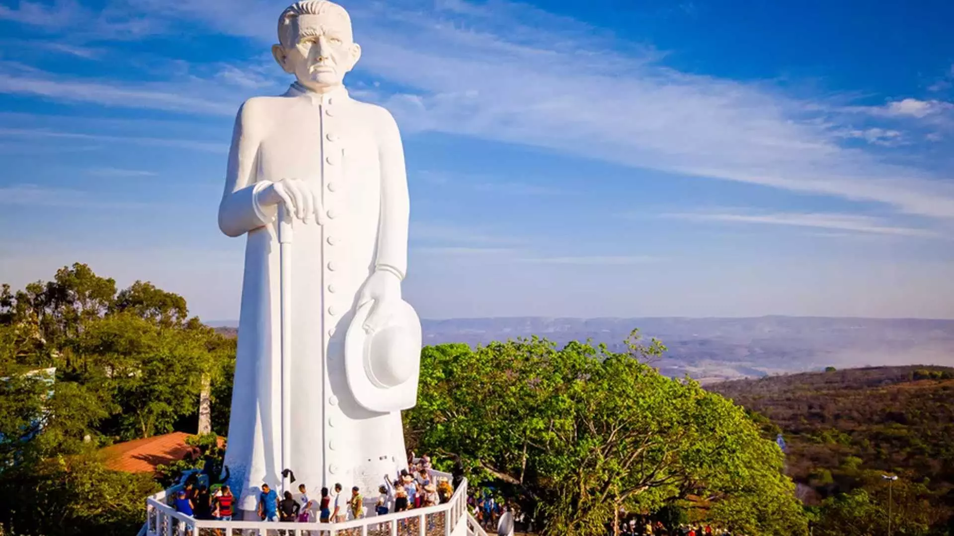Bispo informou que processo de beatificação do padre já teve início (Foto: Gustavo Pellizzon/SVM)